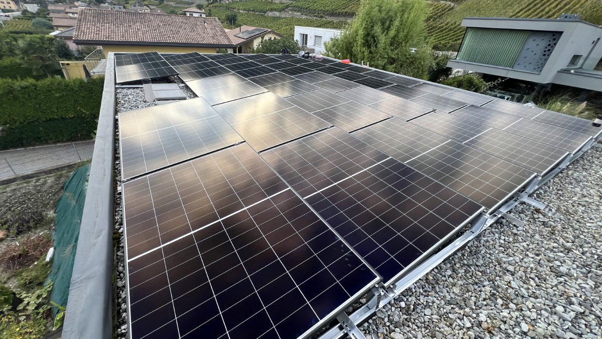 Coordination de chantier photovoltaïque avec les autres corps de métier en Valais