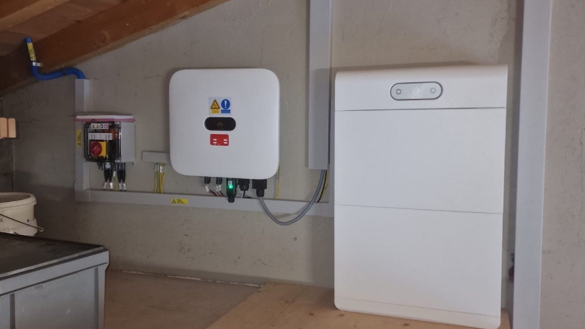 Pose de borne de recharge par Glob-Solar, électricien certifié